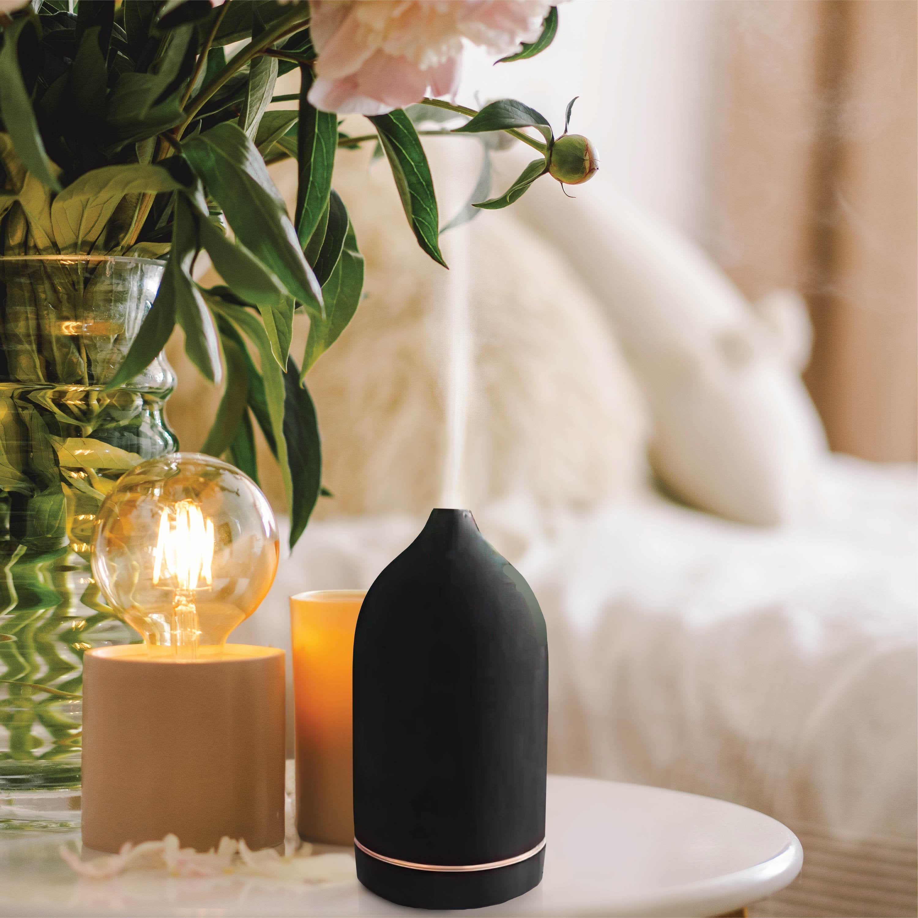 Aroma Diffuser - Keramiek - Luchtbevochtiger - Aromatherapie - Geurverspreider - Etherische olie - Verstuiver - Aromadiffusers - Zwart - Vivid Green