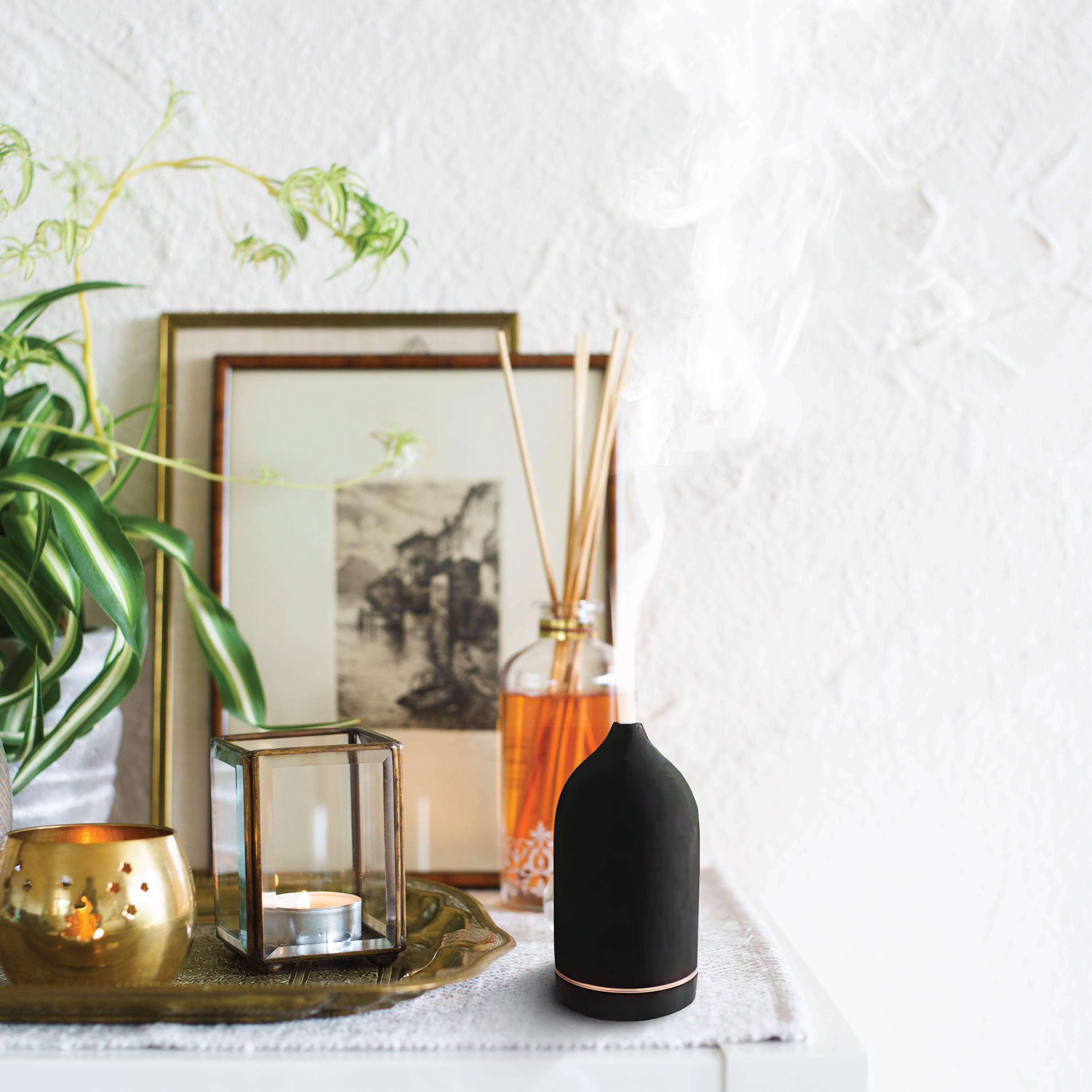 Aroma Diffuser - Keramiek - Luchtbevochtiger - Aromatherapie - Geurverspreider - Etherische olie - Verstuiver - Aromadiffusers - Zwart - Vivid Green