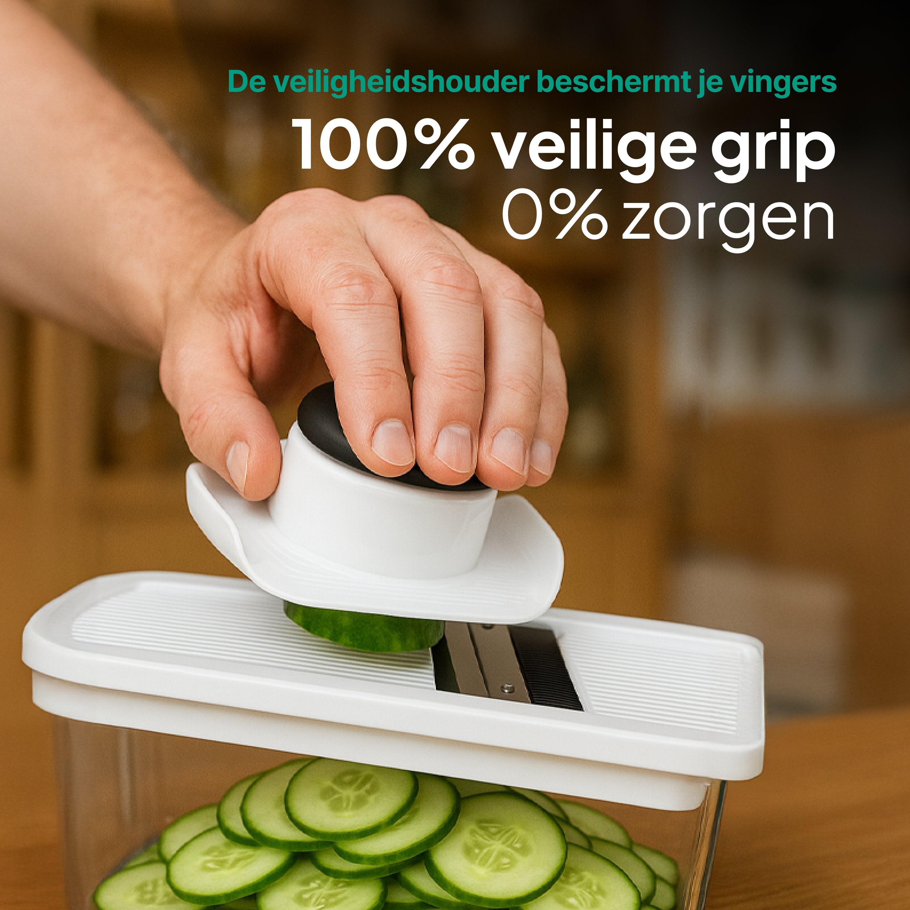 Mandoline Keukensnijder & Groentesnijder - Multifunctioneel 6-in-1 - Met Opvangbak 1,7L - RVS Messen & Veiligheidshouder - Wit - Vivid Green